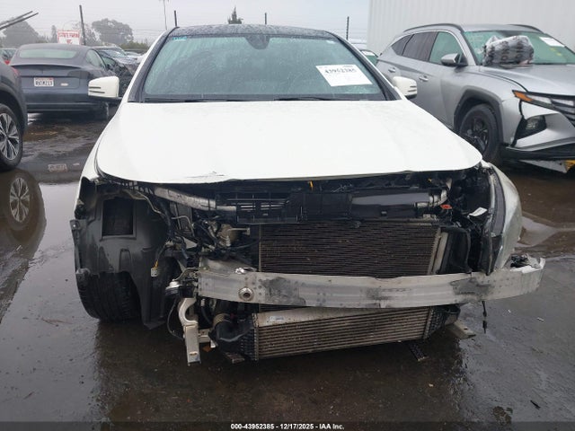 WDDSJ4EB8GN353239 Mercedes-Benz CLA 250