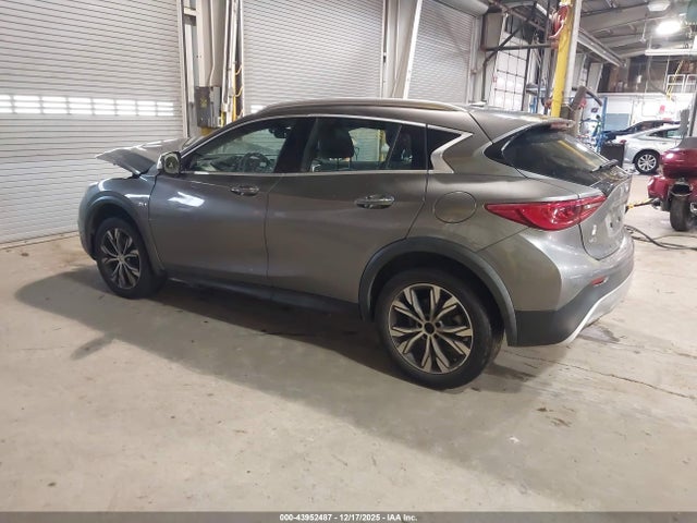 SJKCH5CR4HA024379 Infiniti Qx30 Premium