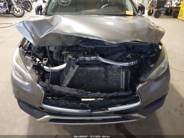 SJKCH5CR4HA024379 Infiniti Qx30 Premium