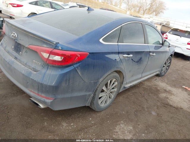 2017 HYUNDAI SONATA 5NPE34AF7HH500243 Photo 3