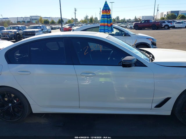 WBA13AG09MCG87376 BMW 530e