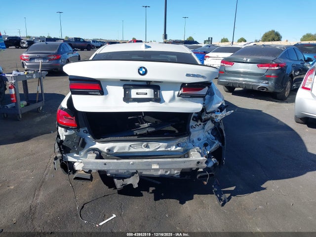 WBA13AG09MCG87376 BMW 530e