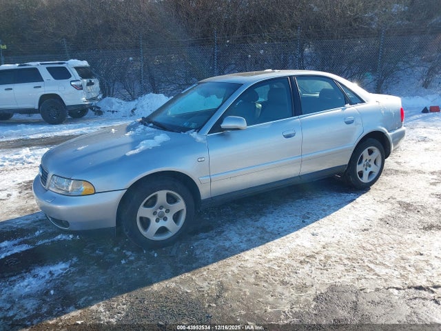 2000 AUDI A4 WAUDH28DXYA031014 Photo 1