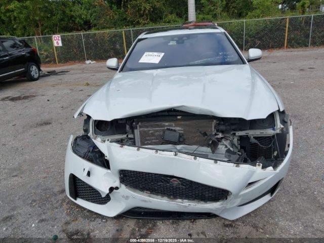 2016 JAGUAR XF SAJBG4BV9GCY08149 Photo 5