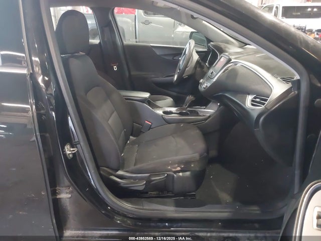 1G1ZD5ST4JF222516 Chevrolet MALIBU LT