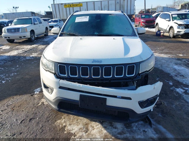 3C4NJDBB0HT681431 Jeep New Compass Latitude 4x4