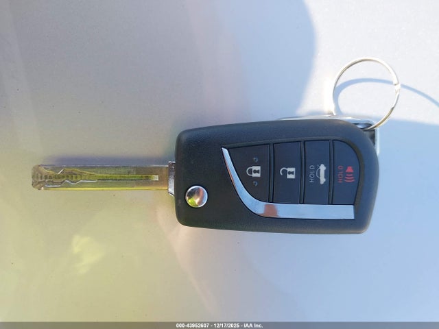 5YFB4MDE6SP344936 Toyota COROLLA LE