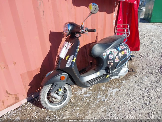 ZAPM818G8P5909956 Vespa Primavera/sprint 150