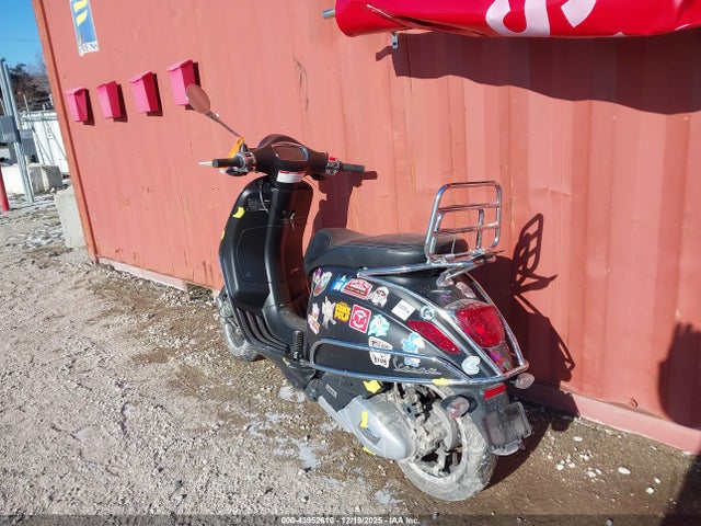 ZAPM818G8P5909956 Vespa Primavera/sprint 150