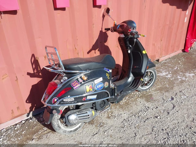 ZAPM818G8P5909956 Vespa Primavera/sprint 150