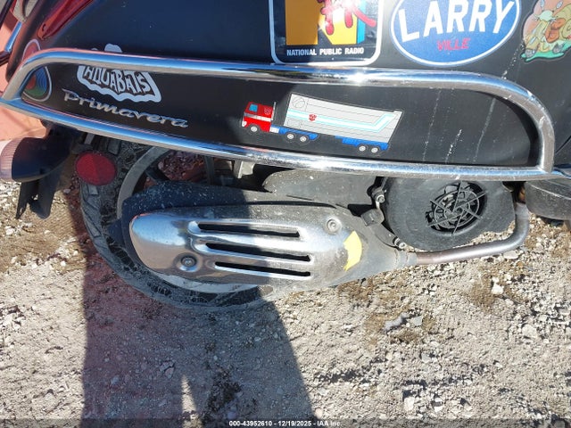 ZAPM818G8P5909956 Vespa Primavera/sprint 150