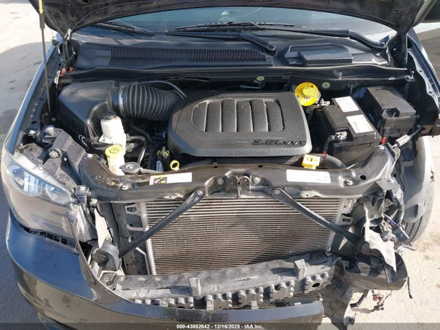 2C4RDGEG6KR725458 Dodge Grand Caravan Gt