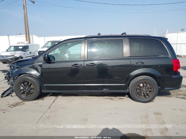 2C4RDGEG6KR725458 Dodge Grand Caravan Gt