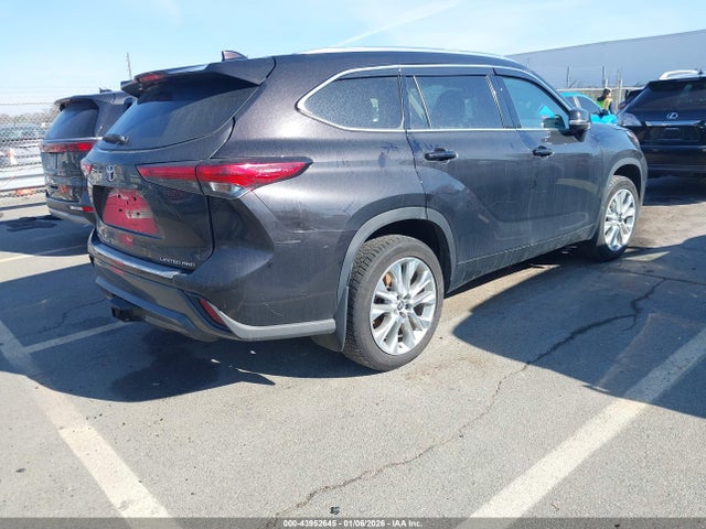 5TDDZRBH2NS222378 Toyota Highlander Limited