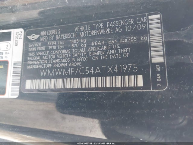 2010 MINI COOPER S WMWMF7C54ATX41975 Photo 8