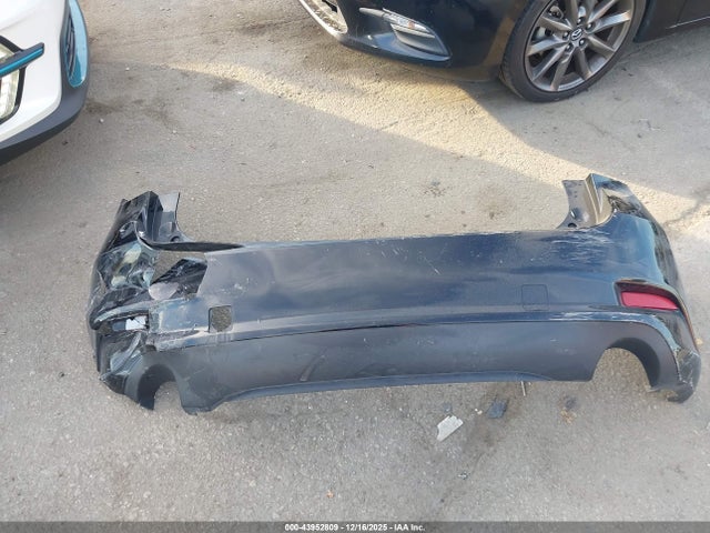 3MZBN1L3XJM272248 Mazda Mazda3 Touring
