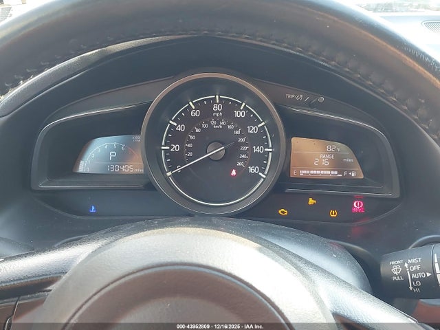 3MZBN1L3XJM272248 Mazda Mazda3 Touring