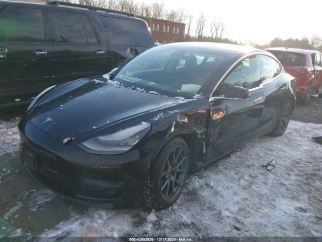 2018 TESLA MODEL 3 5YJ3E1EB8JF127371 Photo 1