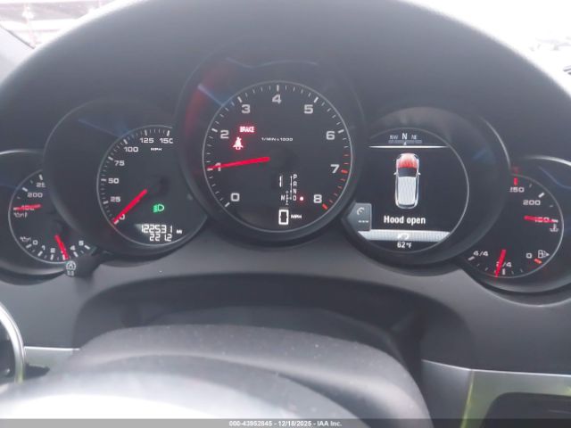 2018 PORSCHE CAYENNE WP1AA2A24JKA04862 Photo 6