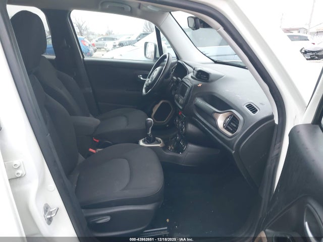 2016 Jeep Renegade Latitude მანქანა იყიდება აუქციონზე, vin: ZACCJBBT8GPD25741, აუქციონის ნომერი: 43952851