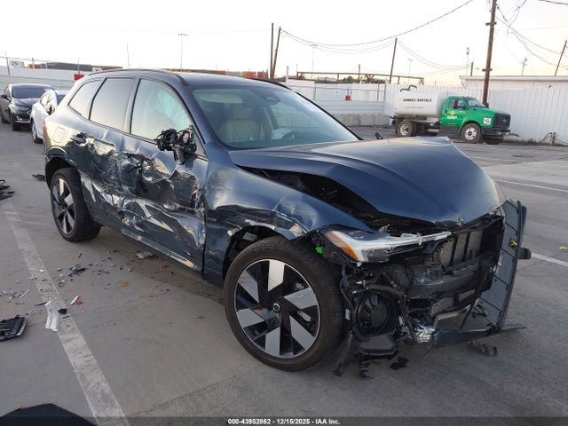 2025 VOLVO XC60 PLUG-IN HYBRID YV4H60RC2S1074772