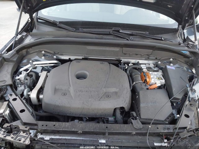 2025 VOLVO XC60 PLUG-IN HYBRID YV4H60RC2S1074772 Photo 9