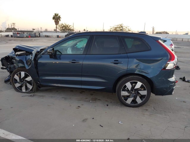 YV4H60RC2S1074772 Volvo Xc60 Plug-in Hybrid Plus