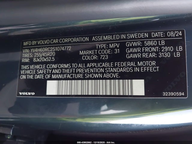 2025 VOLVO XC60 PLUG-IN HYBRID YV4H60RC2S1074772 Photo 8