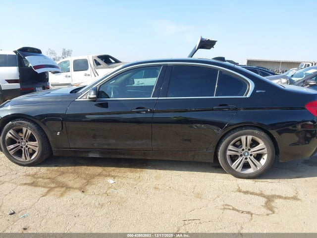 WBA8E1C30HA158762 BMW 330e Iperformance