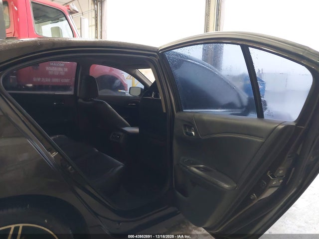 1HGCR3F9XGA018568 Honda Accord Touring