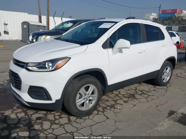 Chevrolet Trax Awd Lt 2020 3GNCJPSB9LL240289 Image 2