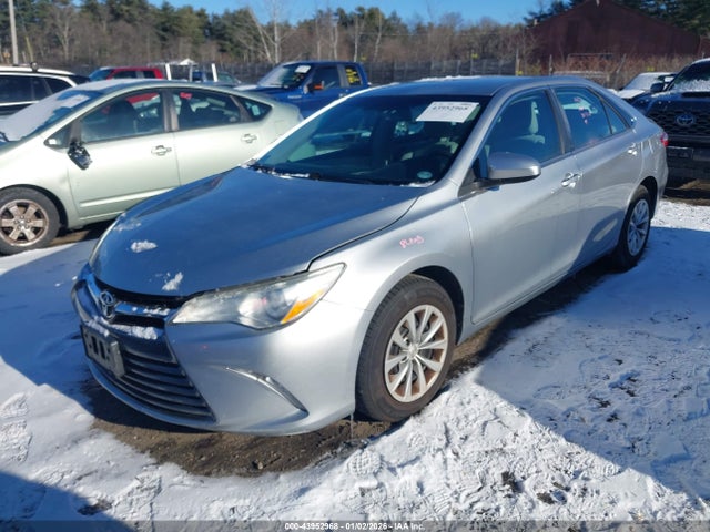 Toyota CAMRY LE 2016 4T4BF1FK6GR556825 Image 2