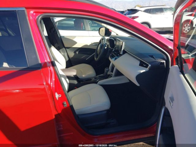 2022 TOYOTA COROLLA CROSS 7MUDAAAG3NV018423 Photo 4