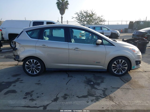 1FADP5FU4HL102910 Ford C-max Energi Titanium