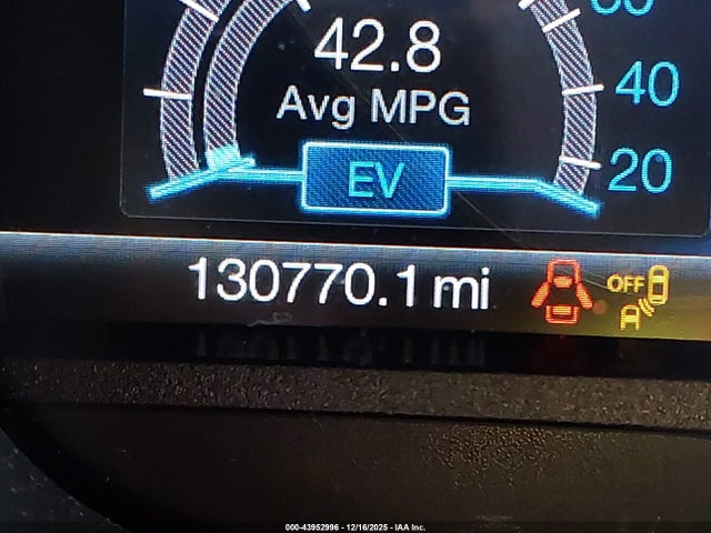 1FADP5FU4HL102910 Ford C-max Energi Titanium