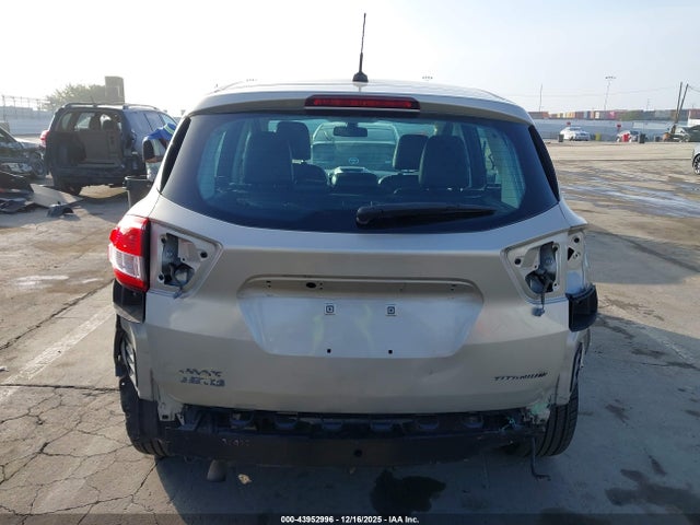 1FADP5FU4HL102910 Ford C-max Energi Titanium