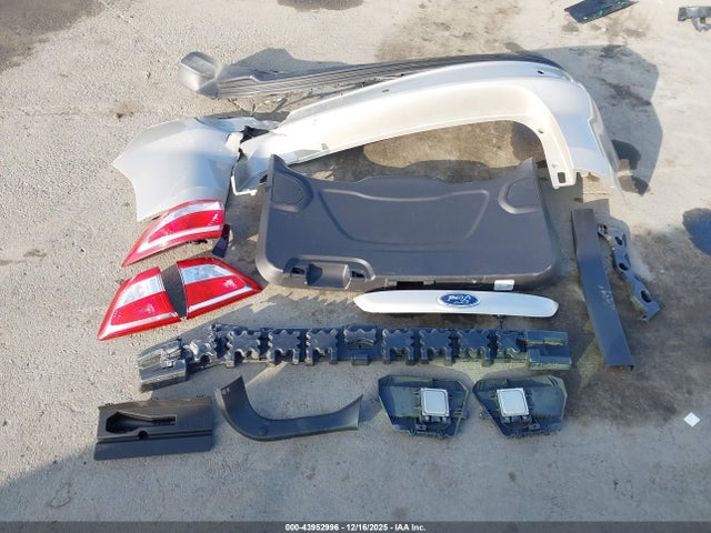 1FADP5FU4HL102910 Ford C-max Energi Titanium