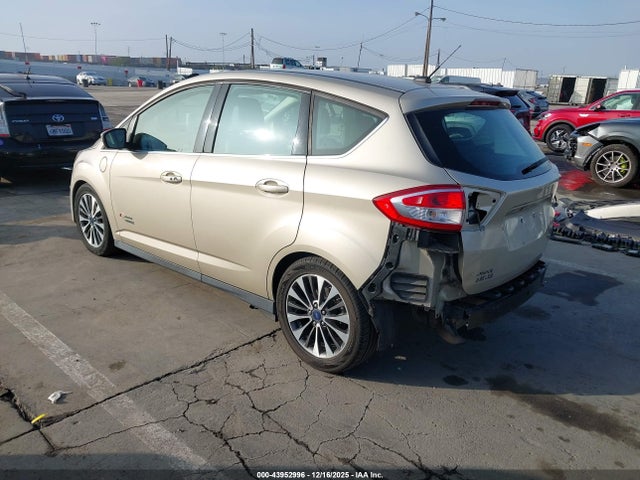 1FADP5FU4HL102910 Ford C-max Energi Titanium