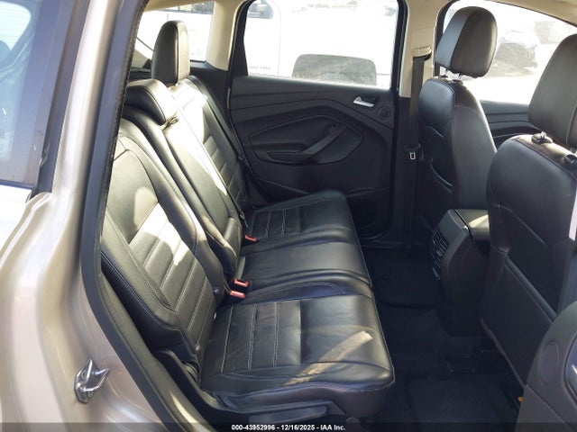 1FADP5FU4HL102910 Ford C-max Energi Titanium