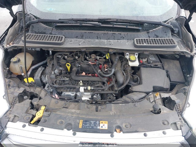 1FMCU9GD4HUD83620 Ford ESCAPE SE