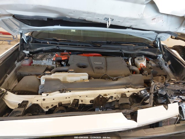 2024 TOYOTA SEQUOIA 7SVAAABA0RX047231 Photo 9