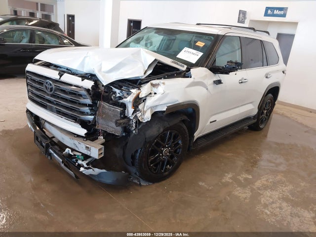 2024 TOYOTA SEQUOIA 7SVAAABA0RX047231 Photo 1