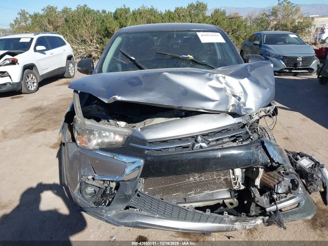 JA4AP3AU0JZ031582 Mitsubishi Outlander Sport 2.0 Le