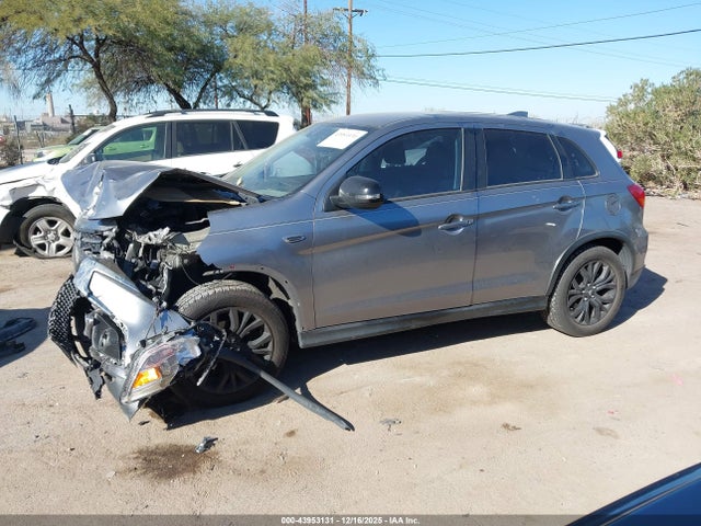 JA4AP3AU0JZ031582 Mitsubishi Outlander Sport 2.0 Le