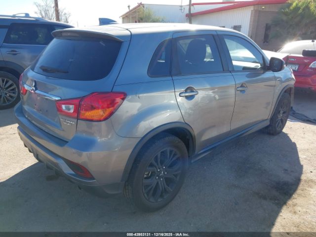 2018 MITSUBISHI OUTLANDER SPORT JA4AP3AU0JZ031582 Photo 3