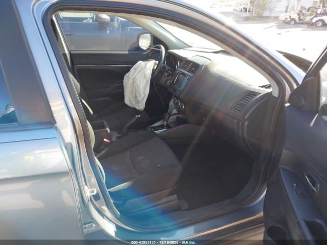 2018 MITSUBISHI OUTLANDER SPORT JA4AP3AU0JZ031582 Photo 4