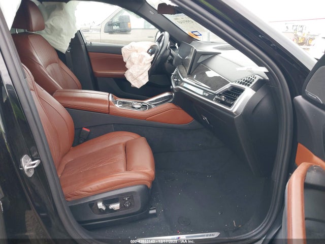 2024 BMW X6 5UX33EX0XR9S29459 Photo 4