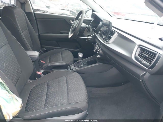 2023 KIA RIO 5-DOOR 3KPA25AD5PE605985 Photo 4