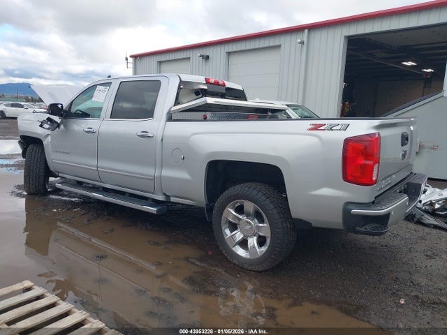 Chevrolet Silverado 1500 2lz 2018 3GCUKSECXJG560132 Image 3