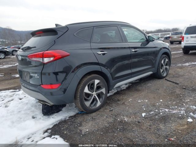 2018 HYUNDAI TUCSON KM8J3CA22JU630489 Photo 3